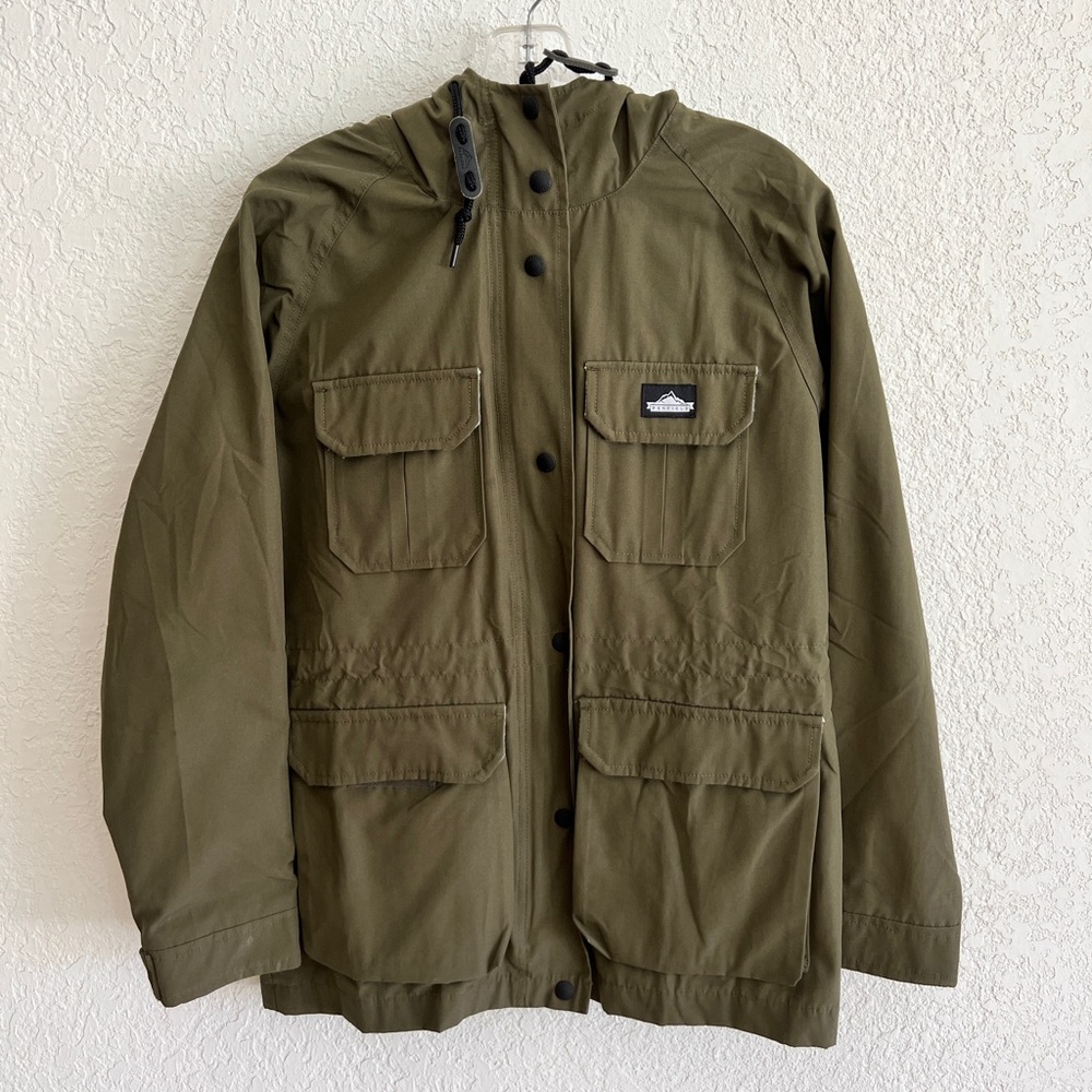 Penciled Parka Jacket. Size S, but is a roomy small. Waterproof exterior.